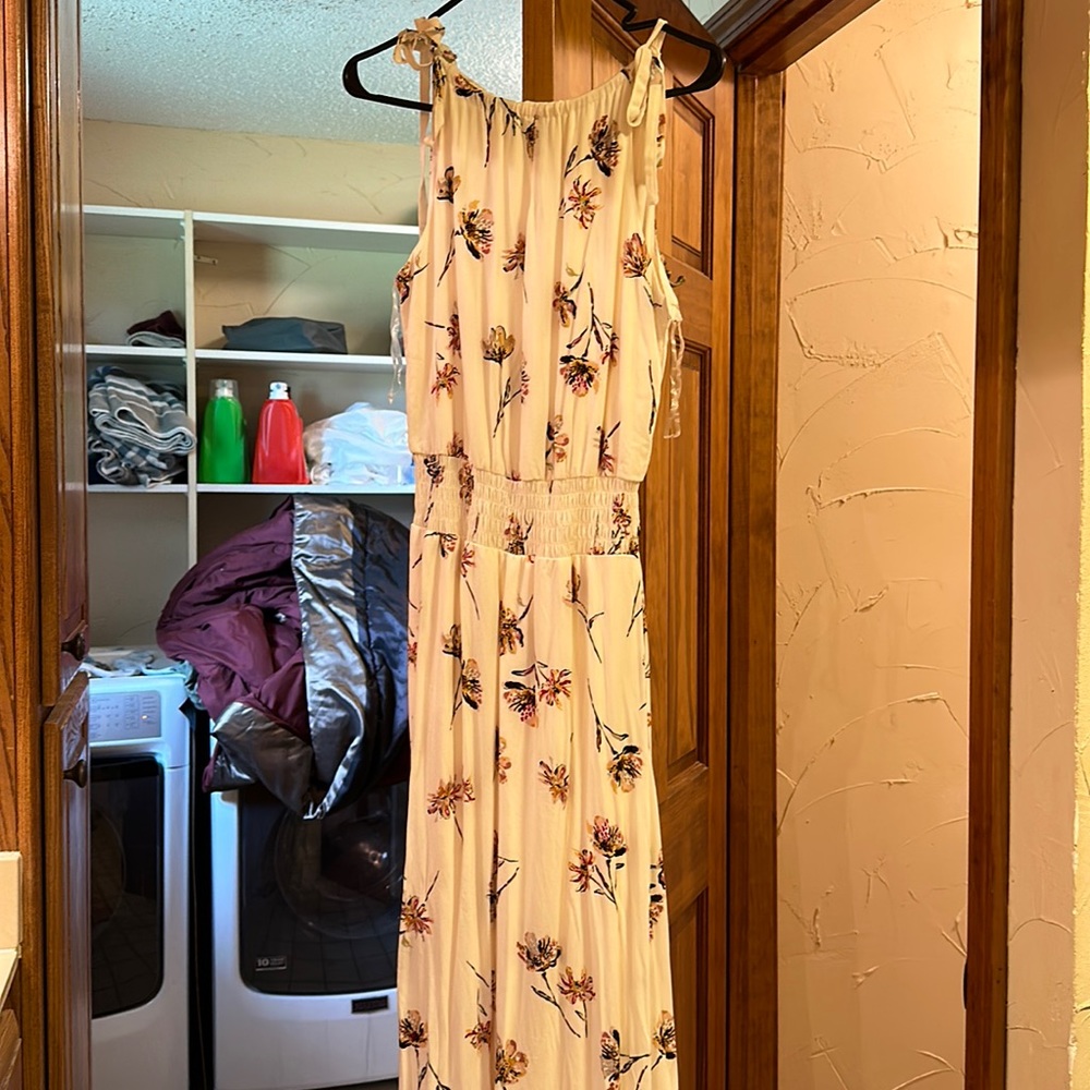 Maurice’s small dress